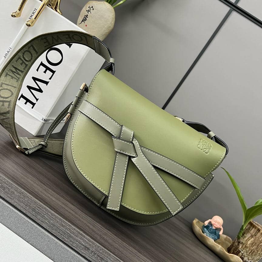 0012-Gate Saddle Bag